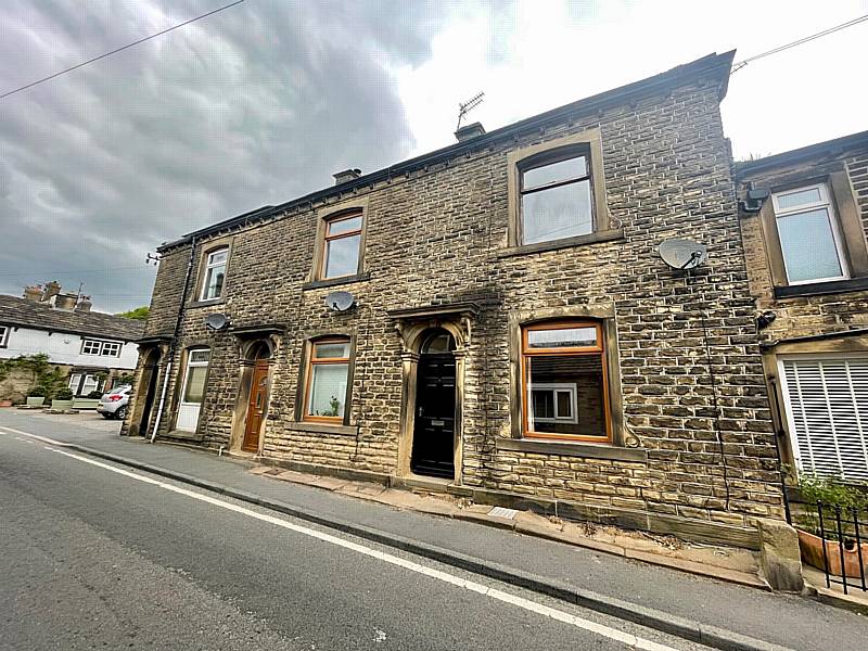 4 Central Buildings, Stainland Road, Holywell Green/Stainland